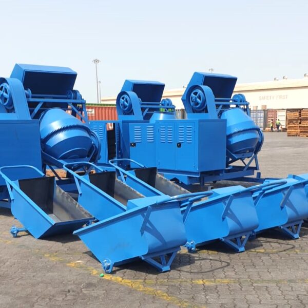 Concrete Mixer 650 L with Loader